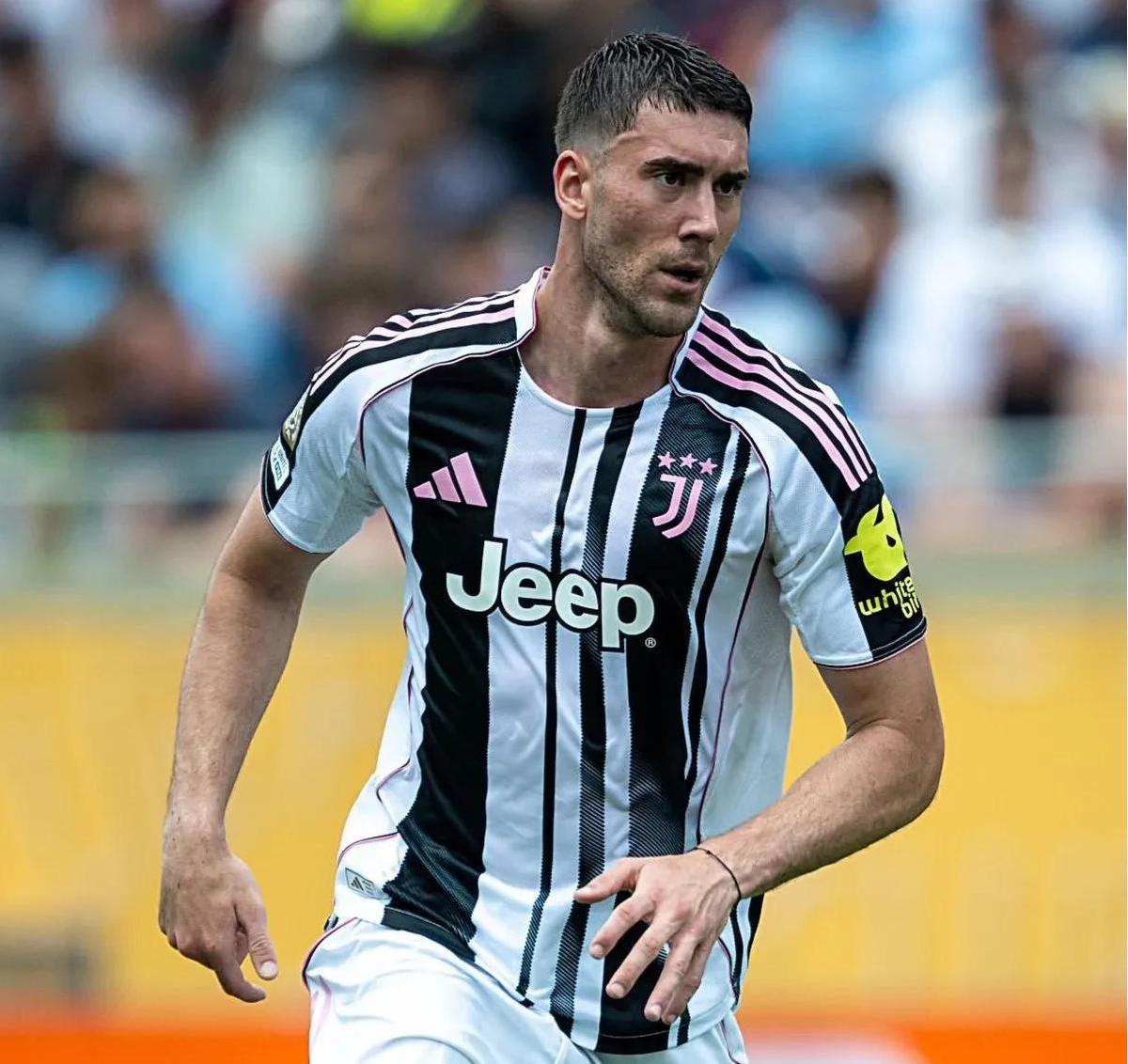 AC米兰迎全明星赛关键赛,加时末段强势反弹,气氛紧张,资深球员宣示担当  AC米兰迎全明星赛关键赛,加时末段强势反弹,气氛紧张,资深球员宣示担当